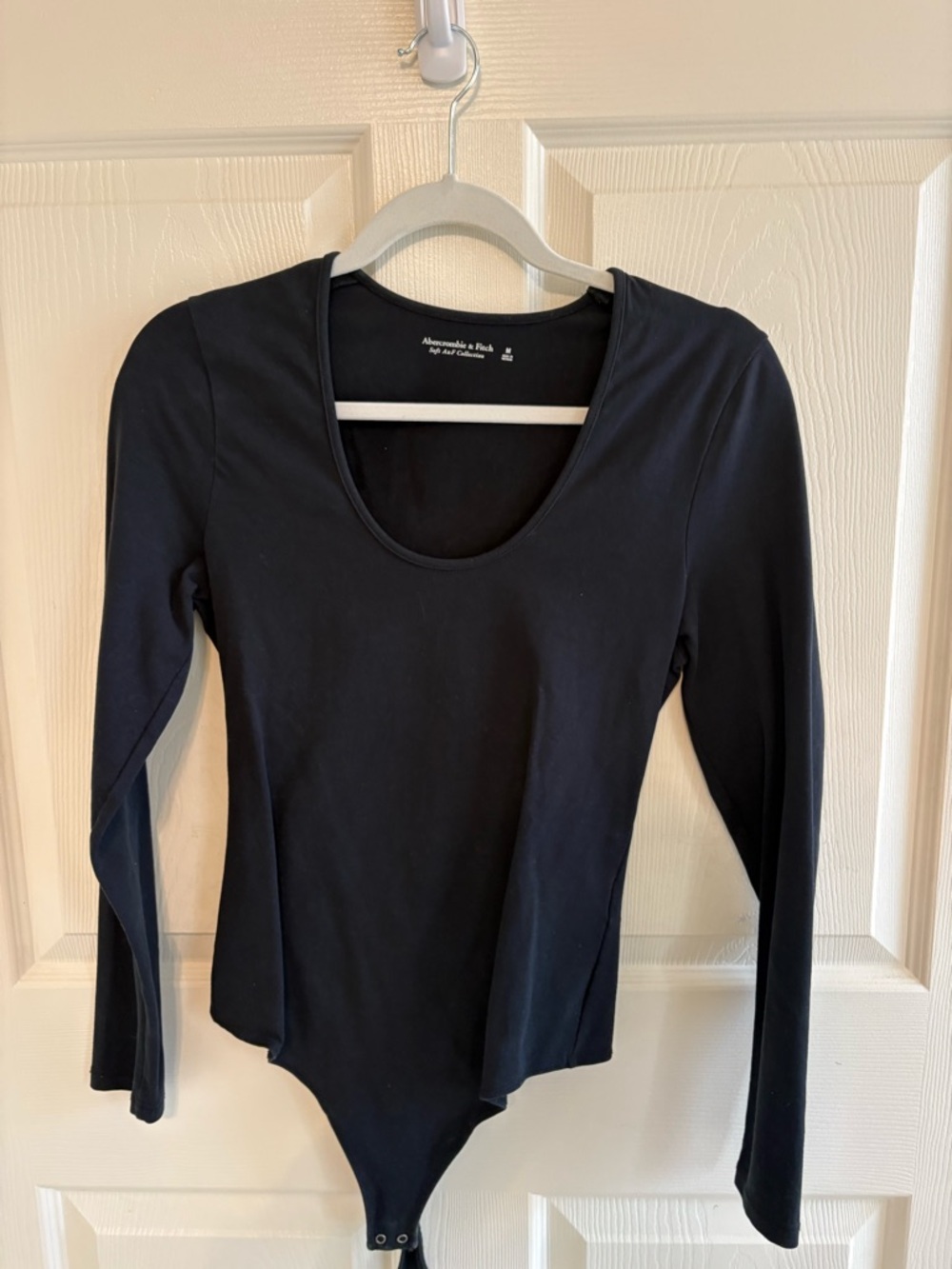 Abercrombie & Fitch Black Long-Sleeve Scoop-Neck Bodysuit